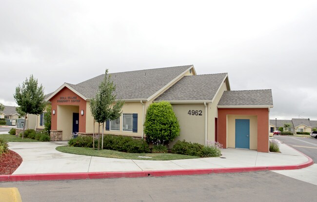 Biola Village in Kerman, CA - Building Photo - Building Photo