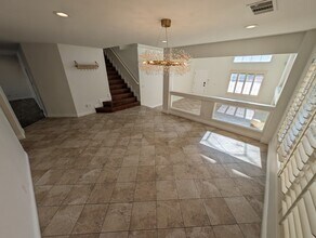 8332 Mountain Heather Ct in Las Vegas, NV - Building Photo - Building Photo