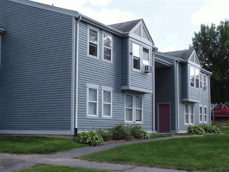 Riverboat Village in South Hadley, MA - Building Photo