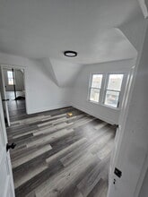 1032 S 23rd St, Unit 1032 S 23rd St in Milwaukee, WI - Building Photo - Building Photo