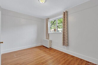34-38 34th St in Queens, NY - Building Photo - Building Photo
