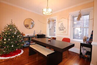 551 Brookline Ave, Unit 1 in Brookline, MA - Building Photo - Building Photo