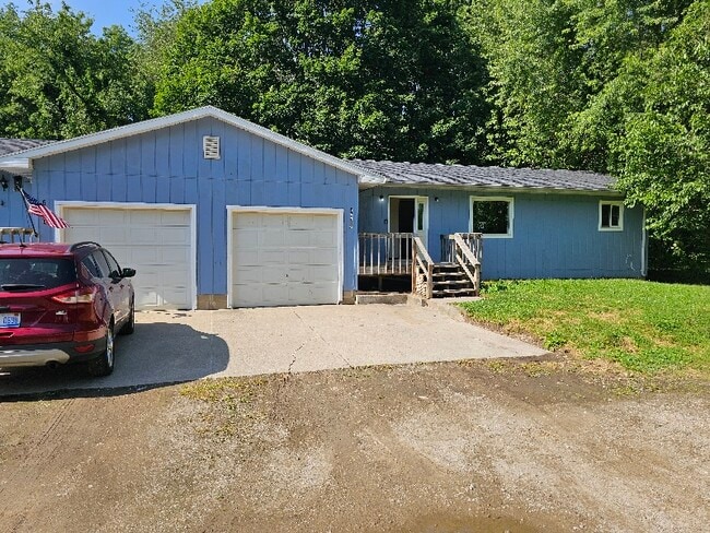 7695 Elm St