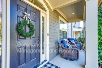 1050 Nolencrest Dr in Franklin, TN - Building Photo - Building Photo