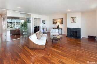 77 Grand View Ave in San Francisco, CA - Building Photo - Building Photo