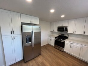 419 Cabo San Lucas Cir in Santa Maria, CA - Building Photo - Building Photo