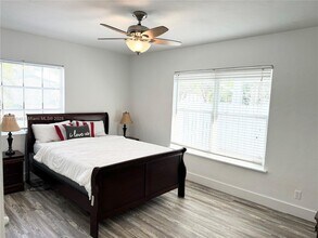 301 NE 15th Ave in Fort Lauderdale, FL - Building Photo - Building Photo