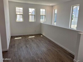 1323 W Bluejay Dr in Chandler, AZ - Building Photo - Building Photo