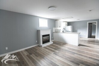 48 Adelaide St N in Chatham, ON - Building Photo - Building Photo