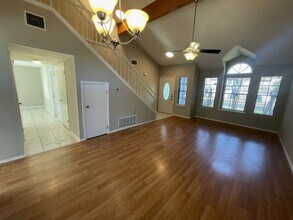 3909 Danli Ln in Austin, TX - Building Photo - Building Photo