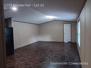 11229 Hixson Pike in Soddy Daisy, TN - Building Photo - Building Photo