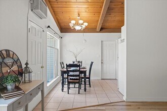 380 Deodara St in Vacaville, CA - Building Photo - Building Photo