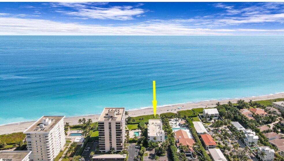 420 Celestial Way, Unit 303 in Juno Beach, FL - Building Photo