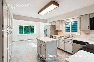 11803 Gordon Rd in Fredericksburg, VA - Building Photo - Building Photo