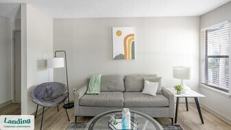 6200 Rime Village Dr NW in Huntsville, AL - Building Photo