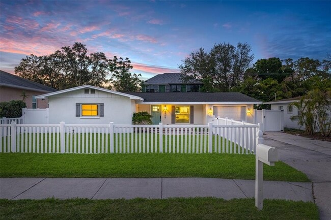 property at 4709 W Fair Oaks Ave