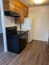 1702 Kirk Ave, Unit 101 in Killeen, TX - Foto de edificio - Building Photo