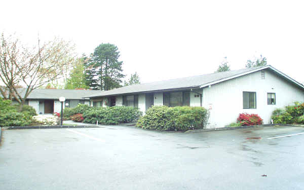 Bb Senior Apartments in Issaquah, WA - Building Photo