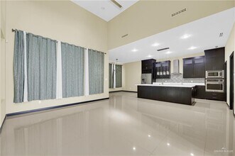 19 Rice Ave in McAllen, TX - Building Photo - Building Photo