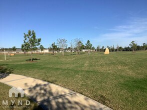 15635 Plum Brk Dr in Conroe, TX - Foto de edificio - Building Photo