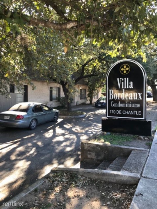 170 De Chantle Rd in San Antonio, TX - Building Photo