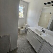 217 Fulton St, Unit A in Millville, NJ - Foto de edificio - Building Photo
