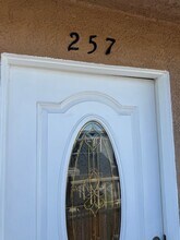 253 E Plymouth St in Long Beach, CA - Building Photo - Building Photo