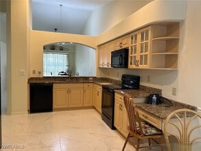 8220 Ibis Cove Cir in Naples, FL - Building Photo - Building Photo