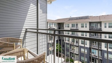 3501 Ross Ave, Unit 5010 in Dallas, TX - Building Photo - Building Photo