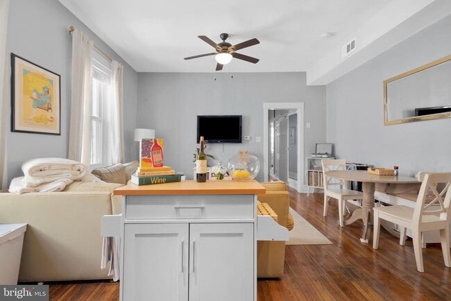 508 Bainbridge St in Philadelphia, PA - Building Photo - Building Photo