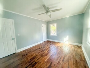 451 E Charlotte Ave in Sumter, SC - Building Photo - Building Photo