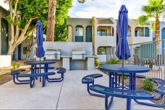 Vantage Point in Gilbert, AZ - Foto de edificio - Building Photo