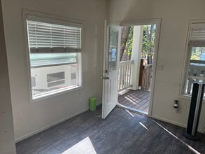 14360 Skyway in Magalia, CA - Building Photo - Building Photo