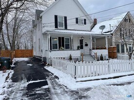 161 Mt Pleasant St in Norwich, CT - Building Photo