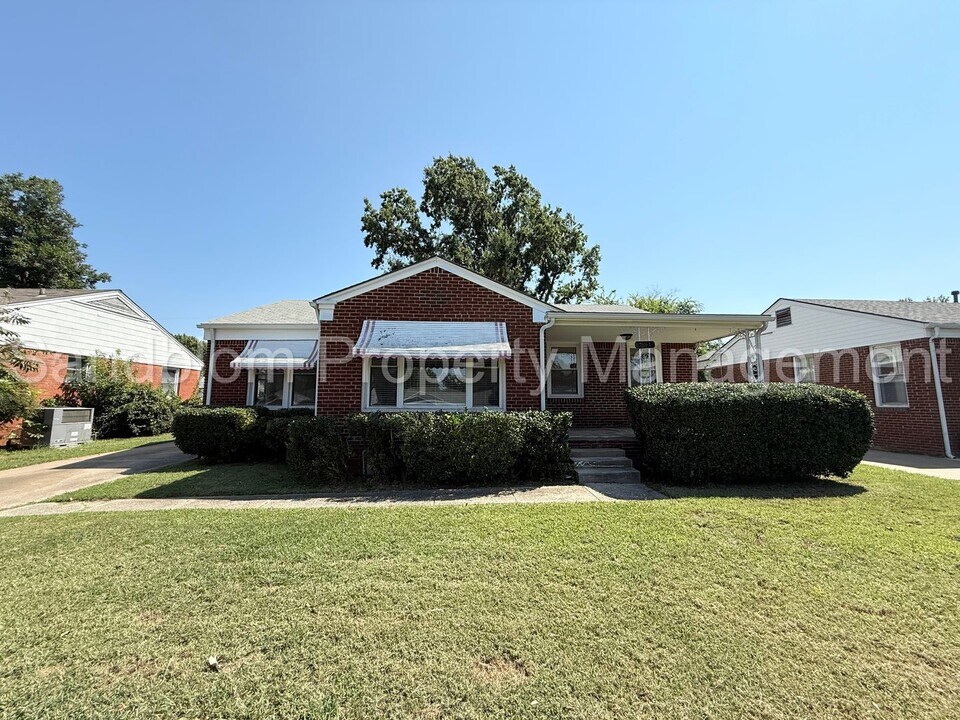 537 S Oswego Ave in Tulsa, OK - Building Photo