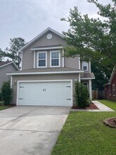 8806 Shadowglen Dr in North Charleston, SC - Building Photo - Building Photo
