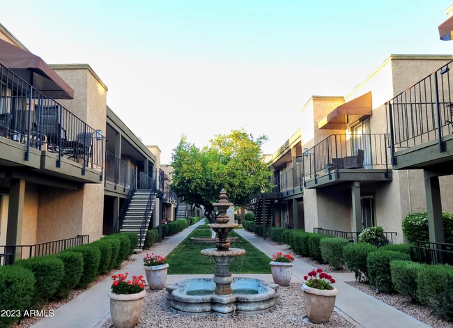 2228 E Campbell Ave in Phoenix, AZ - Building Photo - Building Photo