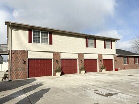 1227 Leon Way in Bourbonnais, IL - Building Photo