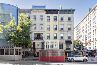 156 E 64th St in New York, NY - Building Photo - Building Photo