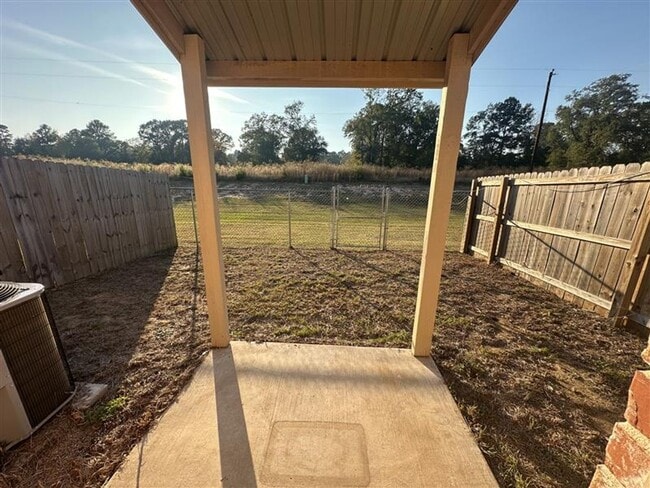 13314 County Rd 285 in Tyler, TX - Building Photo - Building Photo