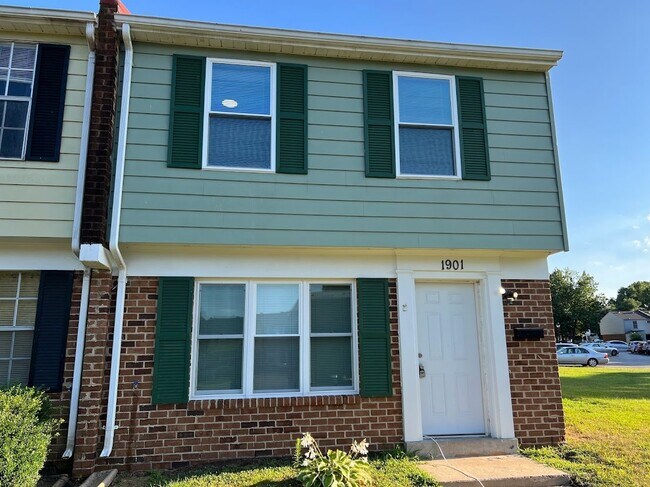 property at 1901 Beaver Rd