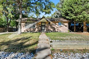 1455 S Zephyr St in Lakewood, CO - Building Photo