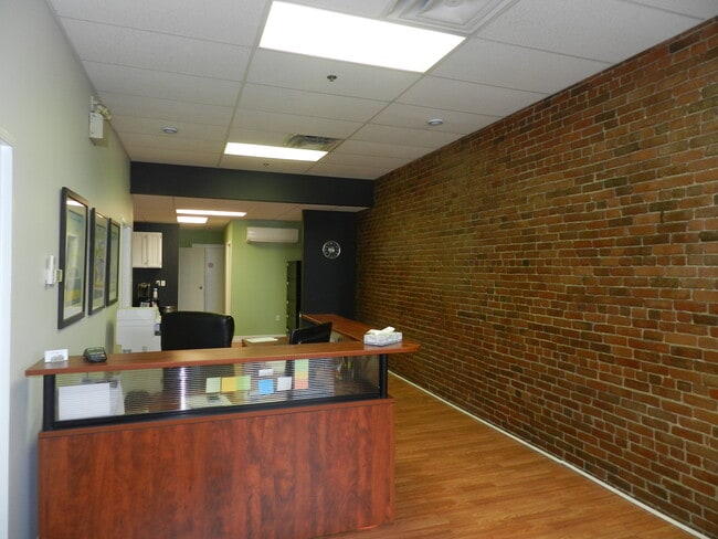 75 Alderney Dr in Dartmouth, NS - Building Photo - Building Photo