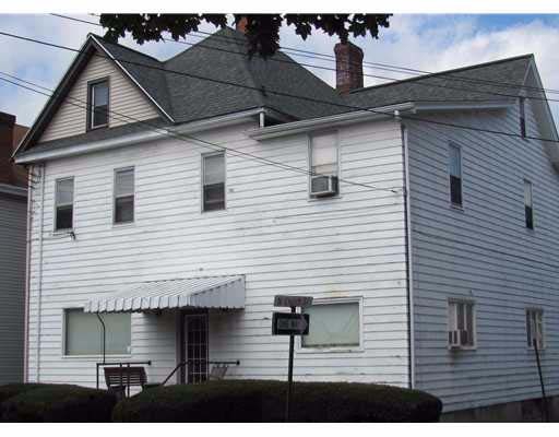 220 W Brady St in Butler, PA - Building Photo