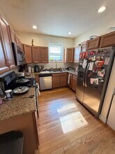 212 Calumet St, Unit 1 in Boston, MA - Building Photo - Building Photo