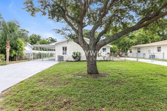 9981 110th St in Seminole, FL - Building Photo - Building Photo