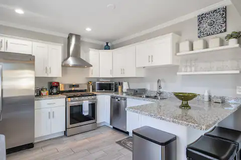 property at 7514 N 60th Ave