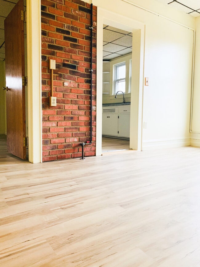 property at 148 N Champlain St