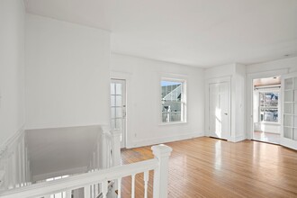 703 Washington St, Unit 2 in Boston, MA - Building Photo - Building Photo