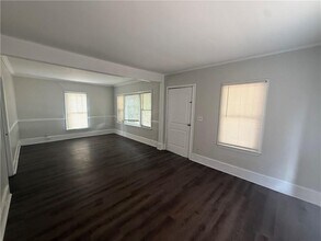 423 Devon Dr in Mobile, AL - Building Photo - Building Photo